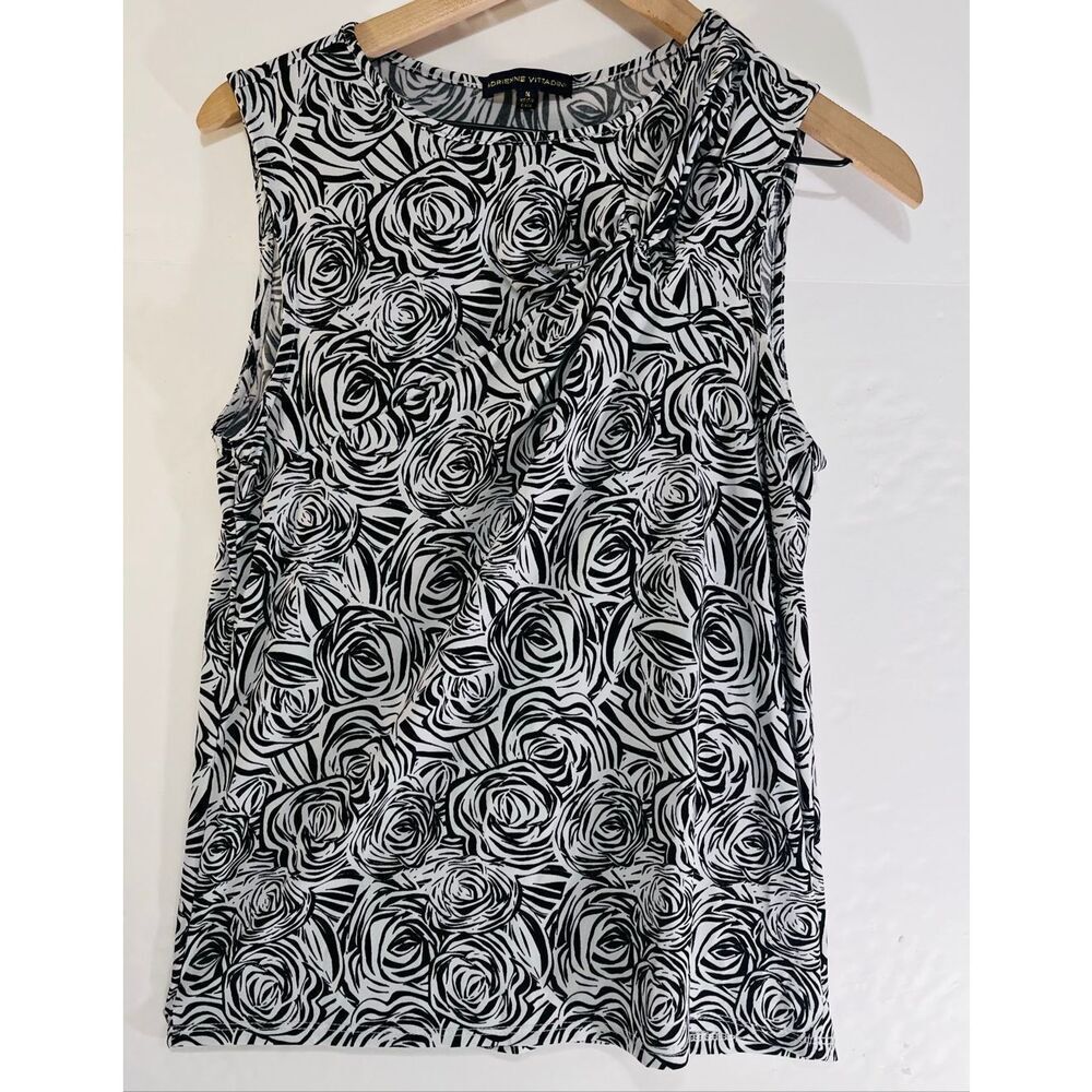 Adrienne Vittadini Black And White Floral Sleeveless Top   Size M